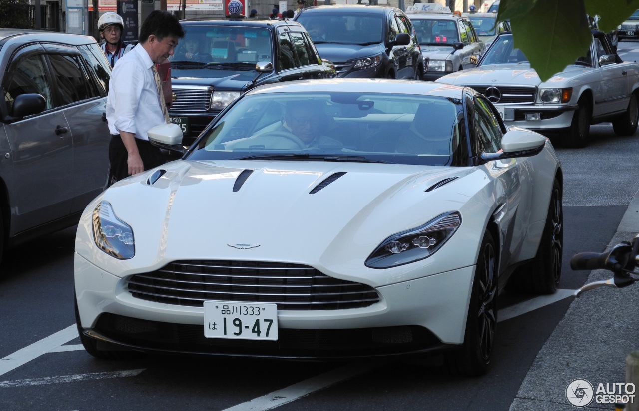 Aston Martin DB11