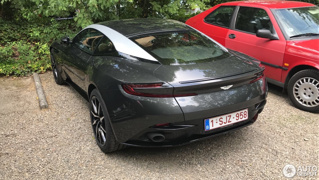 Aston Martin DB11