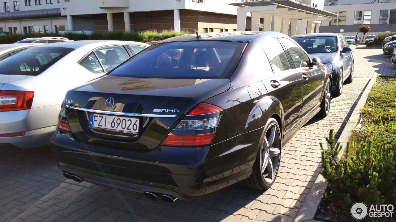 Mercedes-Benz S 63 AMG W221