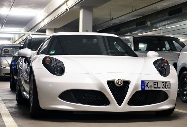 Alfa Romeo 4C Coupé