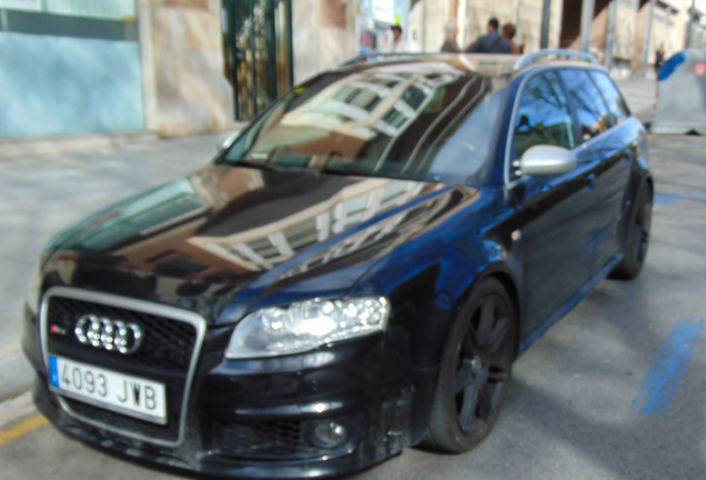 Audi RS4 Avant B7