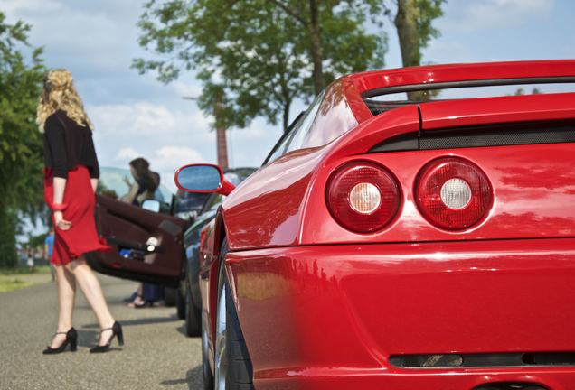 Ferrari F355 GTS