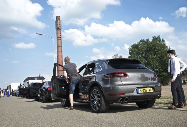 Porsche 95B Macan Turbo