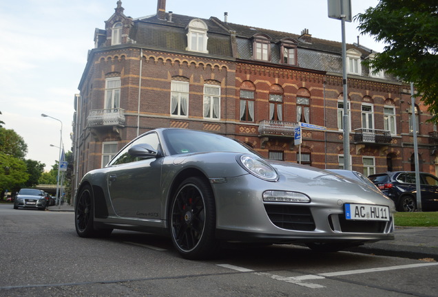 Porsche 997 Carrera 4 GTS