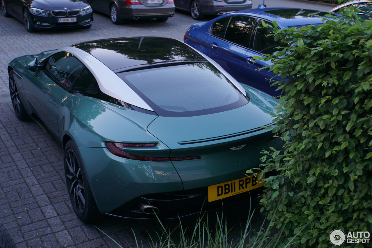 Aston Martin DB11