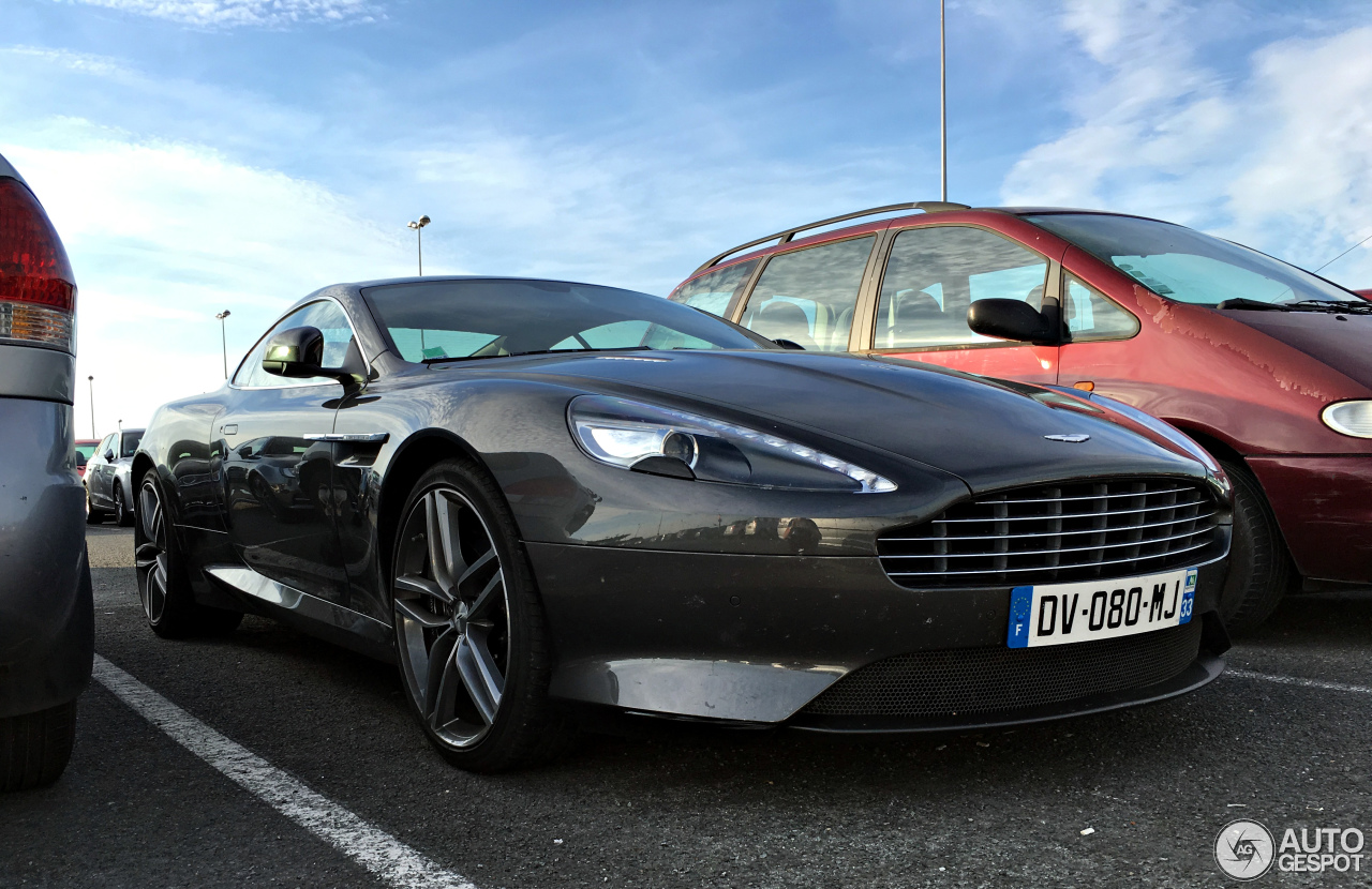 Aston Martin DB9 2013