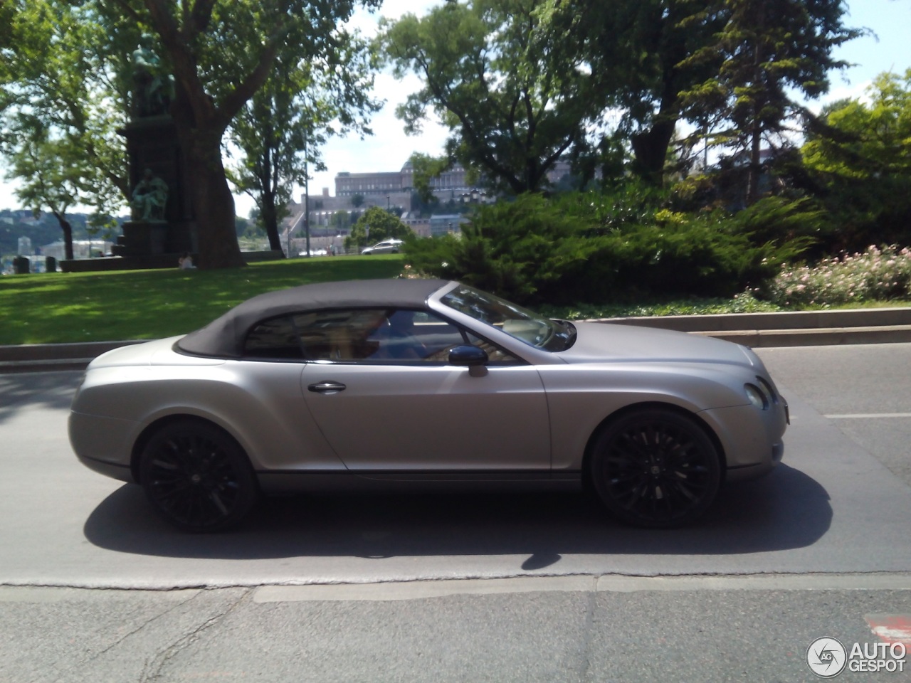 Bentley Continental GTC