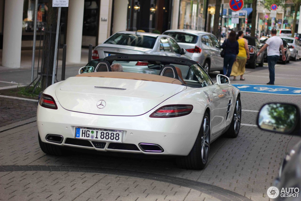 Mercedes-Benz SLS AMG Roadster