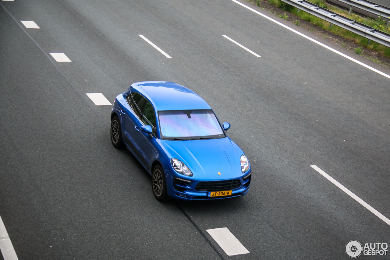 Porsche 95B Macan Turbo