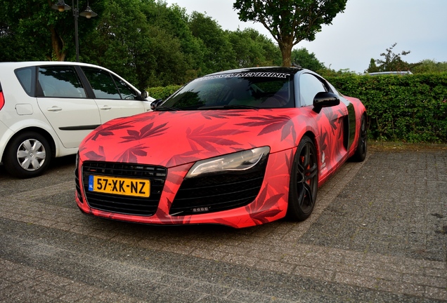 Audi R8