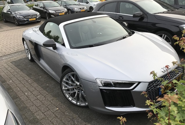 Audi R8 V10 Spyder 2016