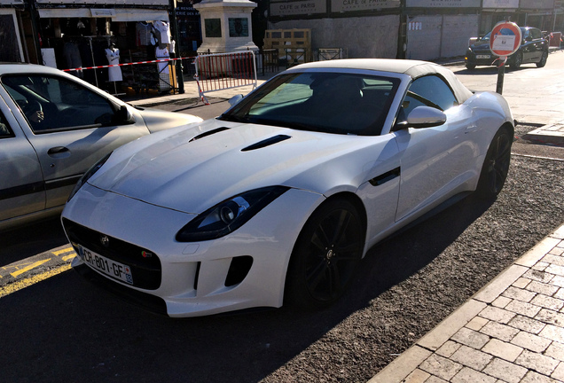 Jaguar F-TYPE S Convertible