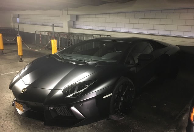 Lamborghini Aventador LP700-4