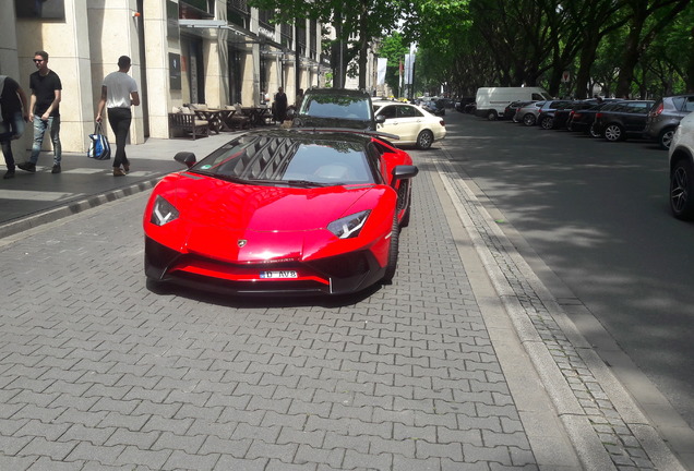 Lamborghini Aventador LP750-4 SuperVeloce Roadster