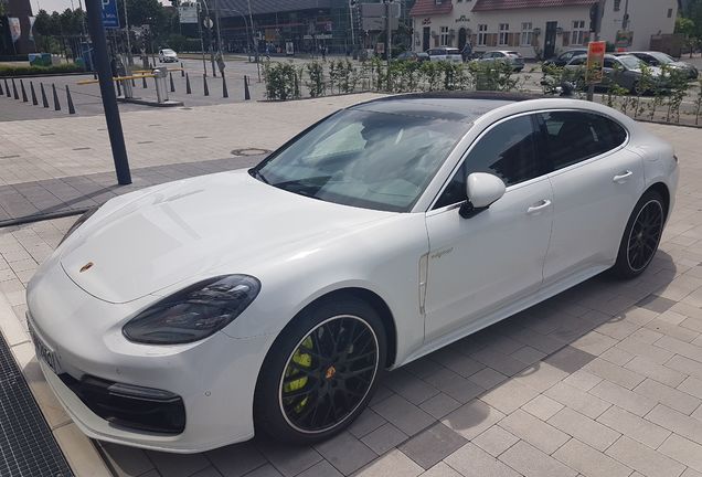 Porsche 971 Panamera Turbo S E-Hybrid