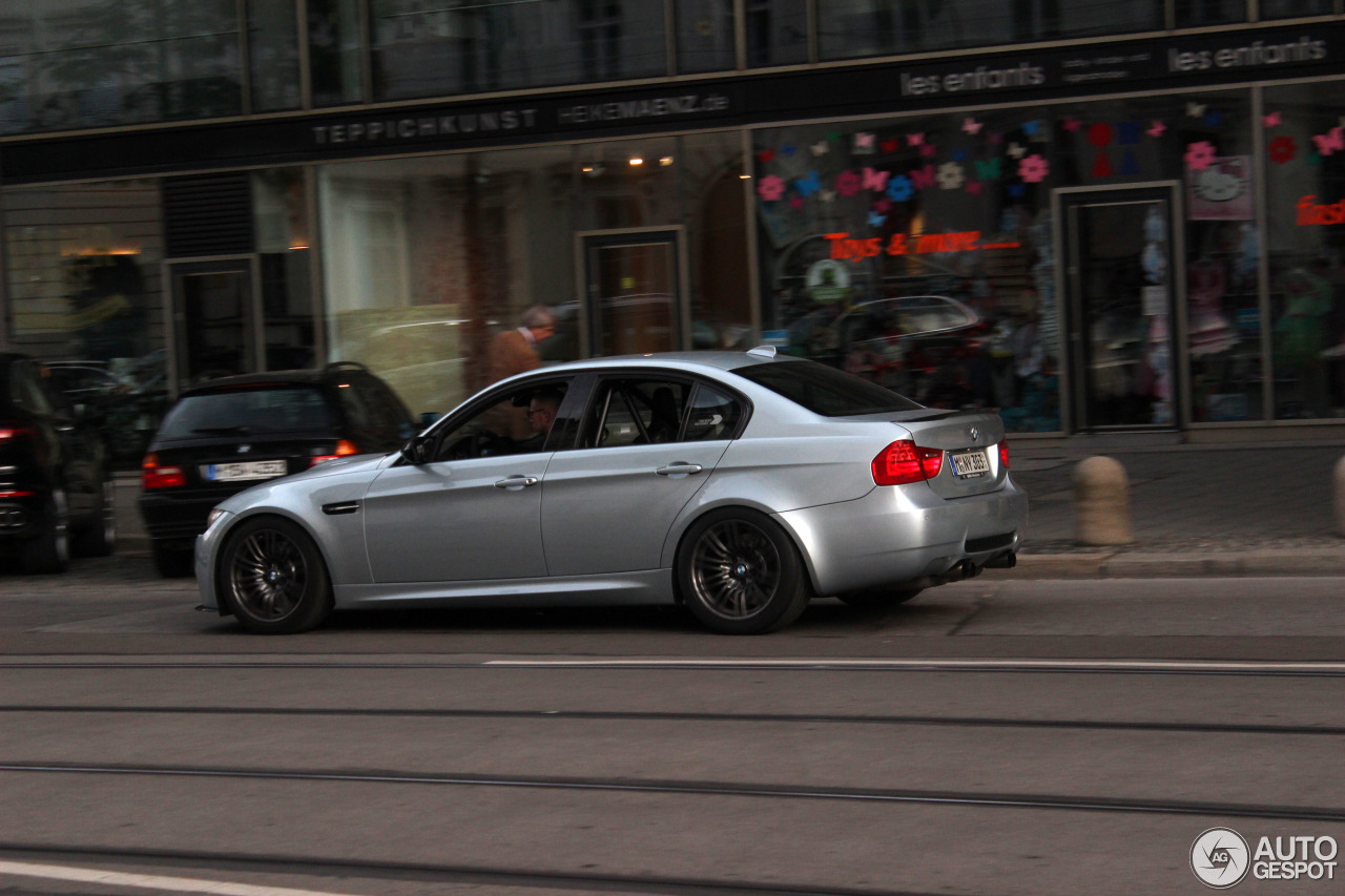 BMW M3 E90 Sedan 2009