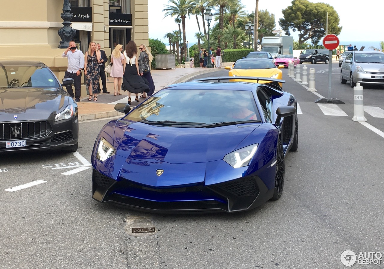 Lamborghini Aventador LP750-4 SuperVeloce