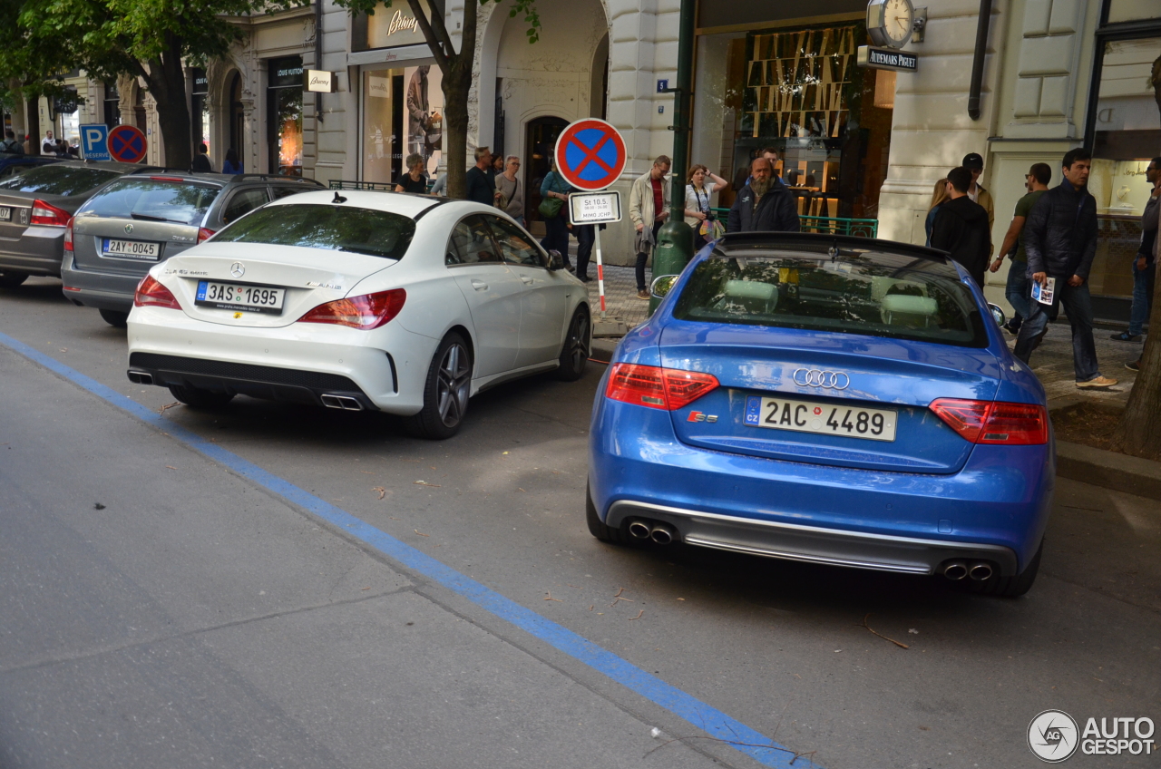 Mercedes-Benz CLA 45 AMG C117