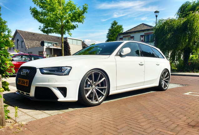 Audi RS4 Avant B8