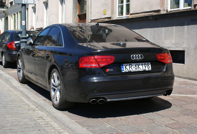 Audi S8 D4