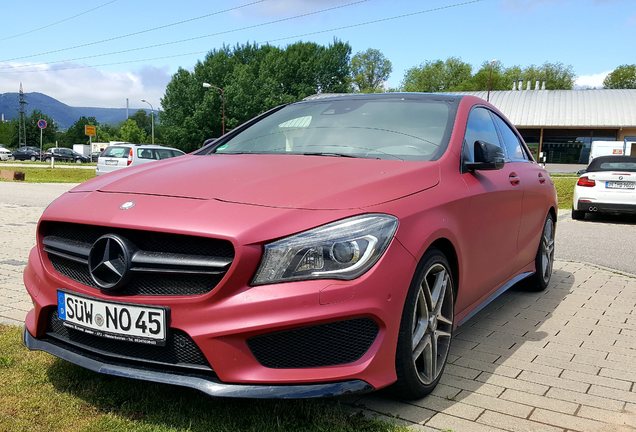 Mercedes-Benz CLA 45 AMG C117