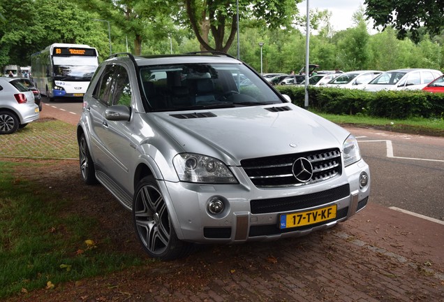 Mercedes-Benz ML 63 AMG W164