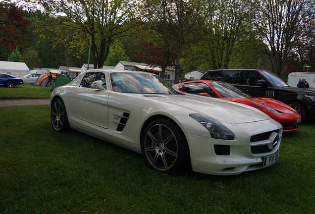 Mercedes-Benz SLS AMG