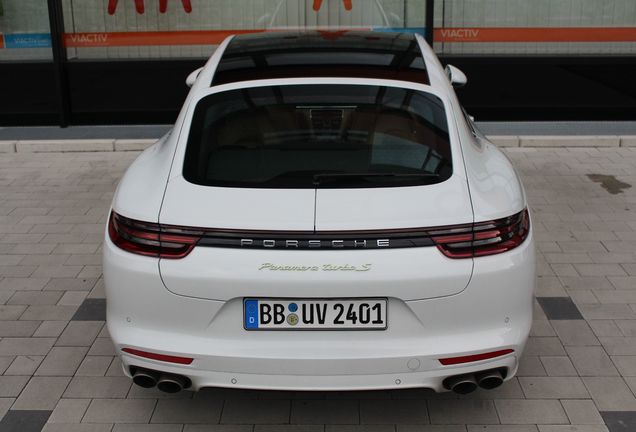 Porsche 971 Panamera Turbo S E-Hybrid