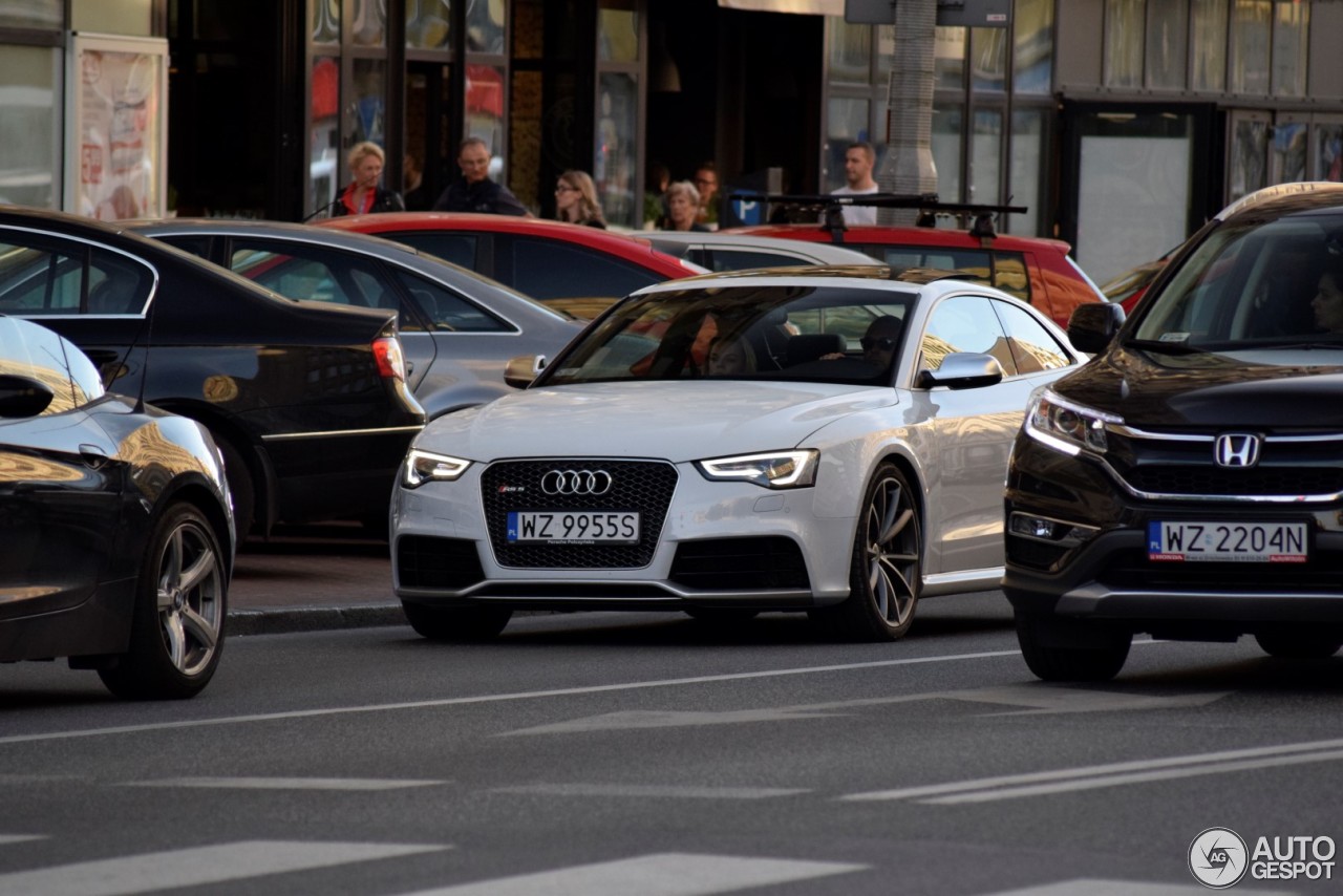 Audi RS5 B8 2012