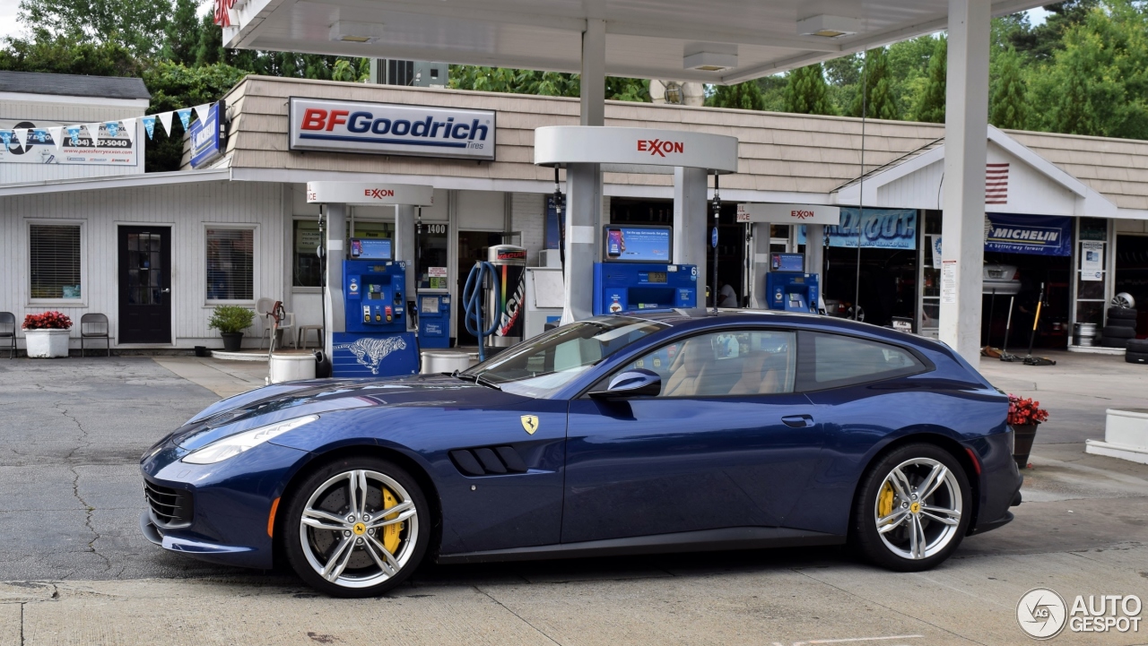 Ferrari GTC4Lusso