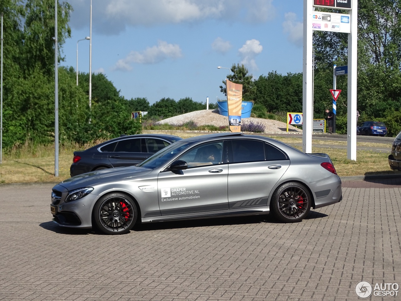 Mercedes-AMG C 63 S W205