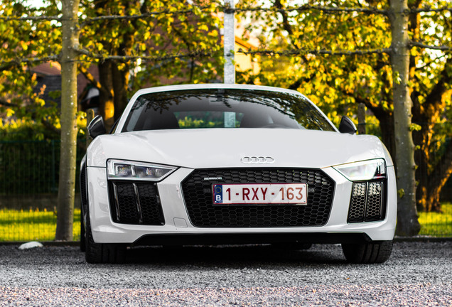 Audi R8 V10 2015