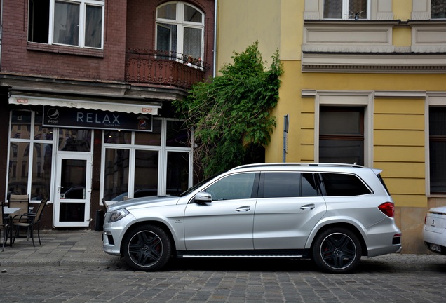 Mercedes-Benz GL 63 AMG X166