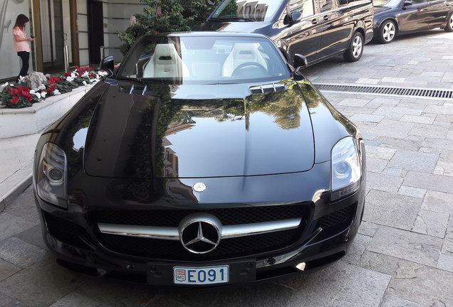 Mercedes-Benz SLS AMG Roadster