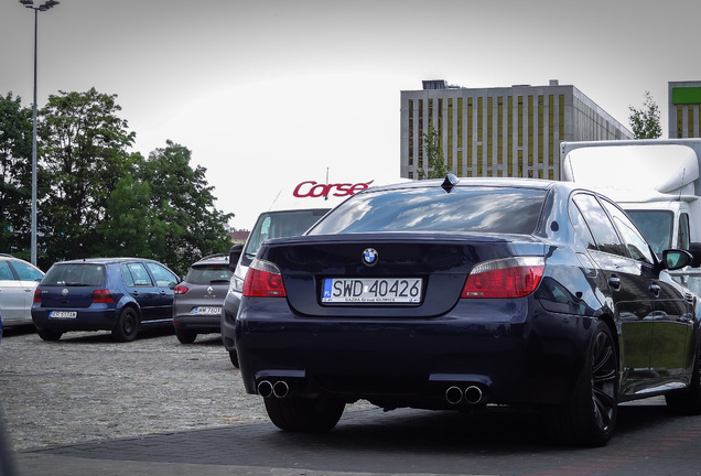 BMW M5 E60 2005