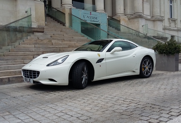 Ferrari California