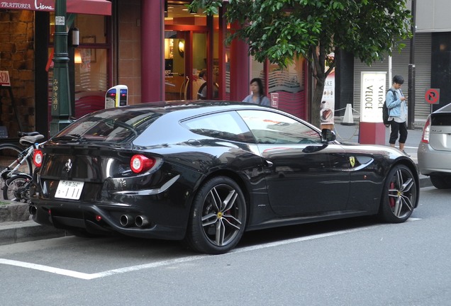 Ferrari FF