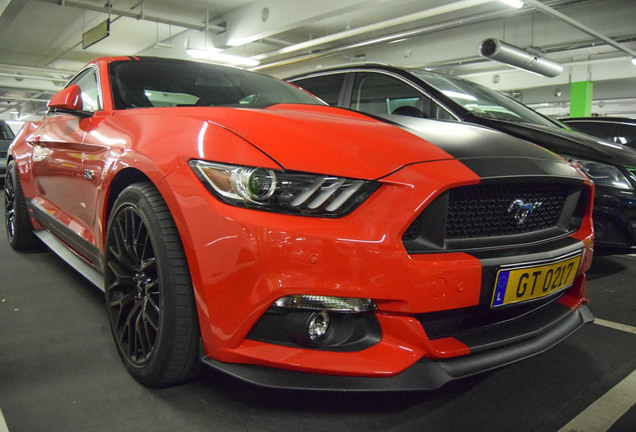 Ford Mustang GT 2015