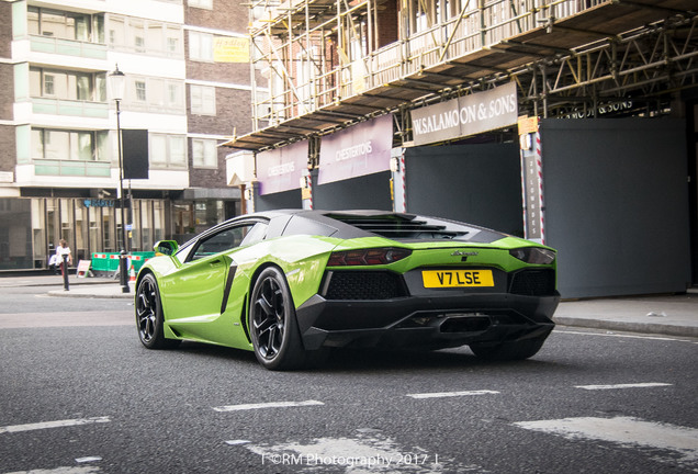 Lamborghini Aventador LP700-4