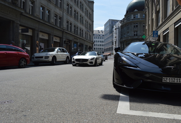 McLaren 570S