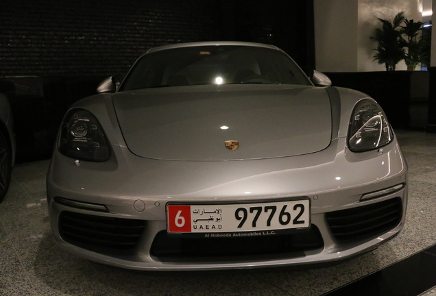 Porsche 718 Cayman S