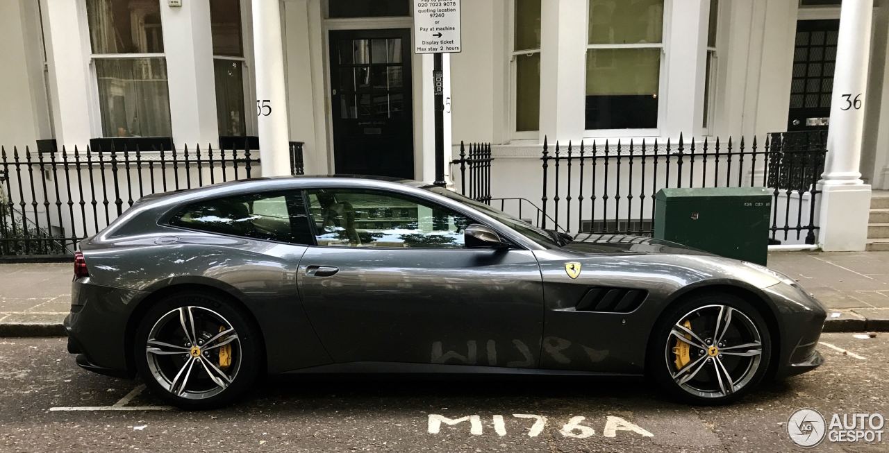 Ferrari GTC4Lusso