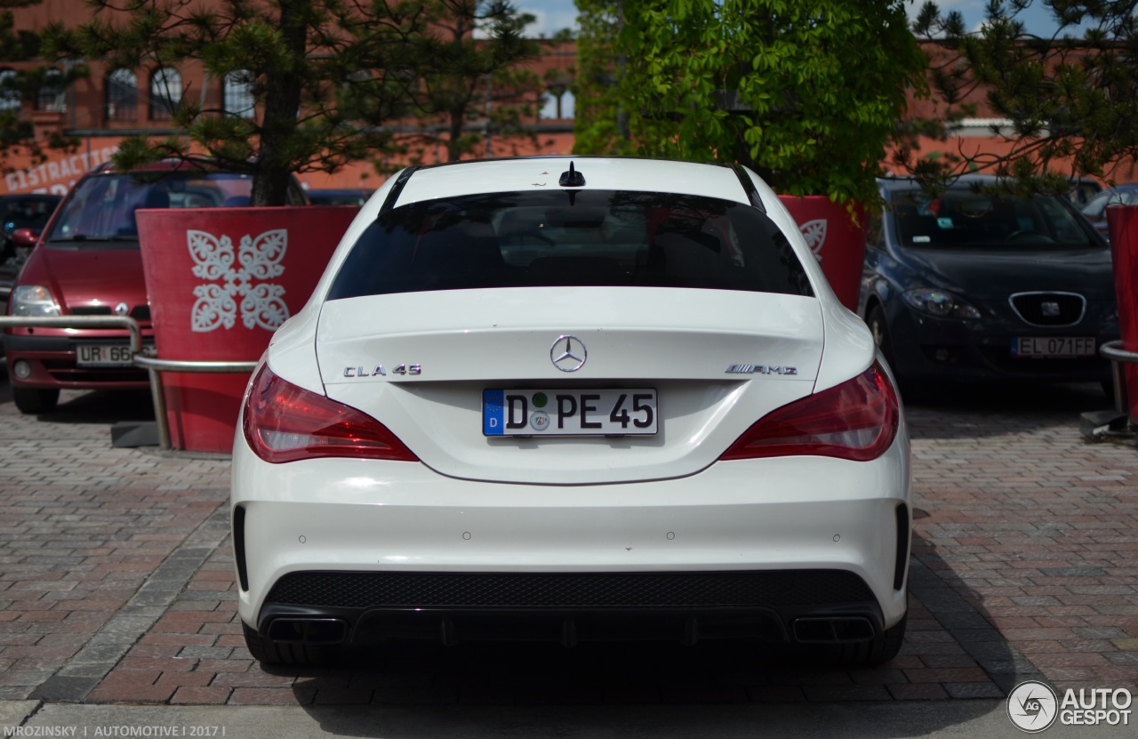 Mercedes-Benz CLA 45 AMG C117