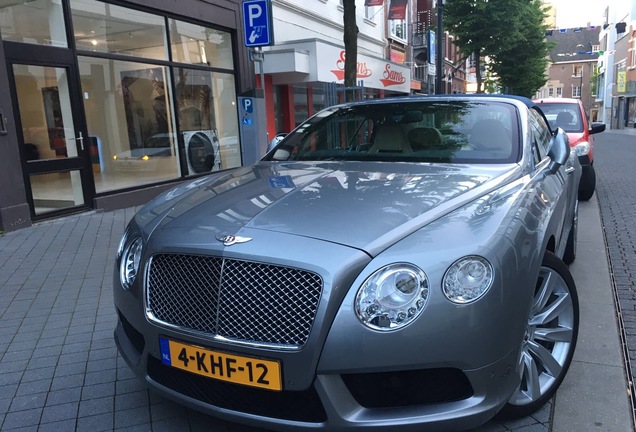 Bentley Continental GTC V8