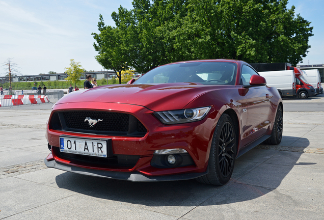 Ford Mustang GT 2015