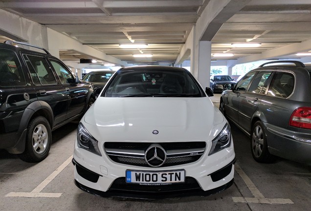 Mercedes-Benz CLA 45 AMG C117