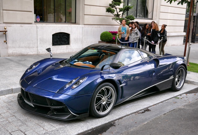 Pagani Huayra Carbon Edition