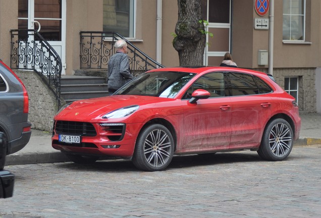 Porsche 95B Macan GTS