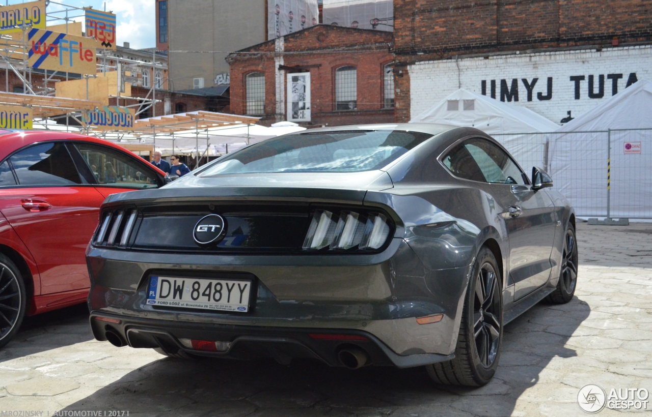 Ford Mustang GT 2015