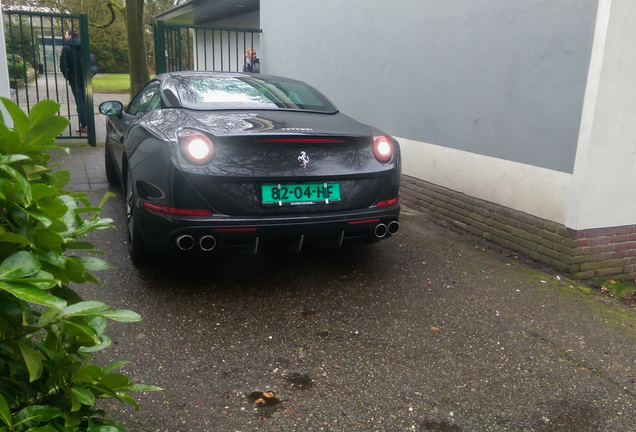 Ferrari California T